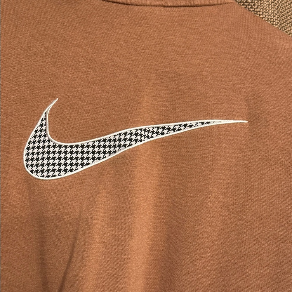 Women Nike 1/4 Zip Sweatshirt Size XL - Picture 3 of 5